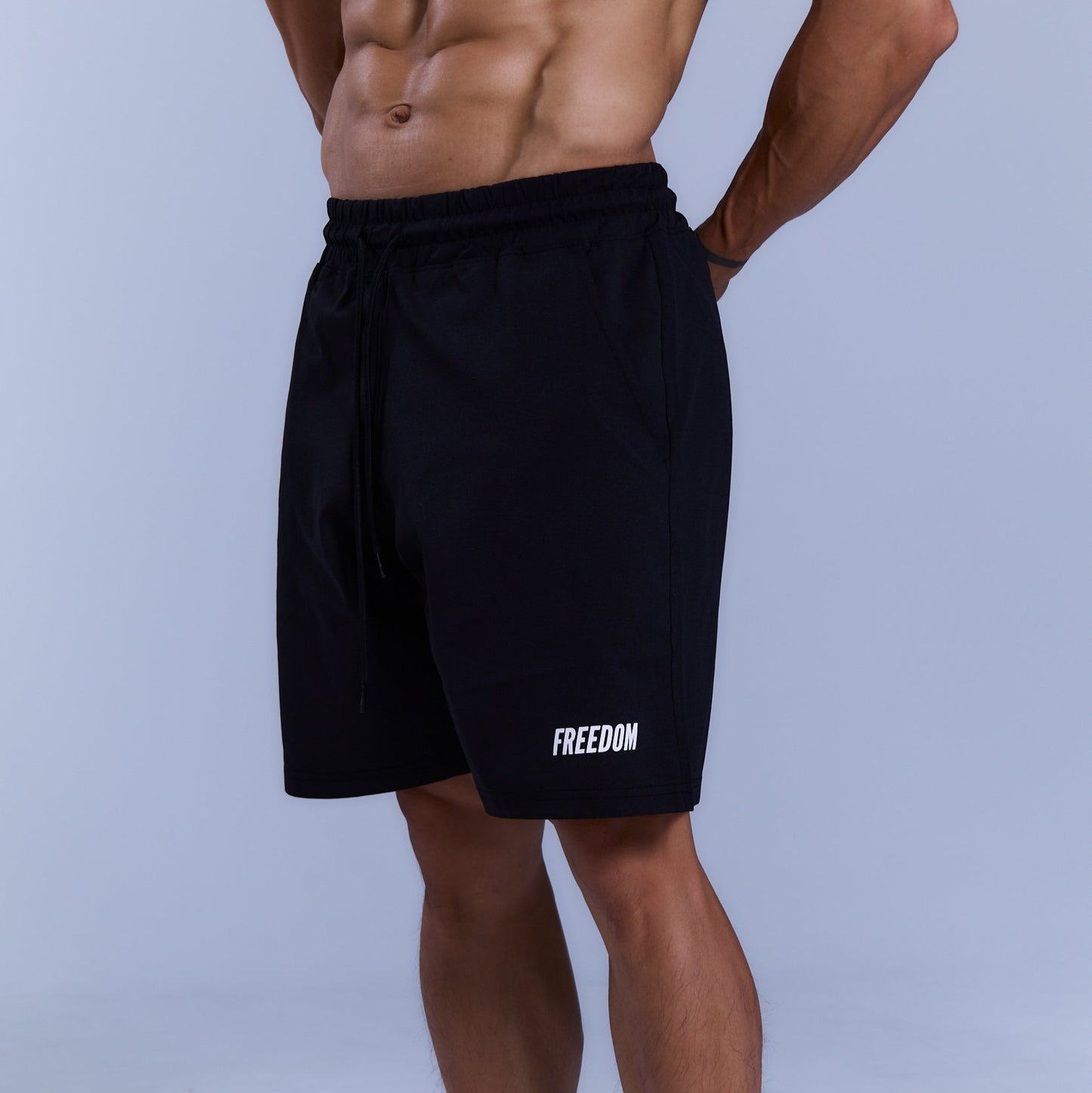 ESSENTIAL 系列五吋短褲｜黑色