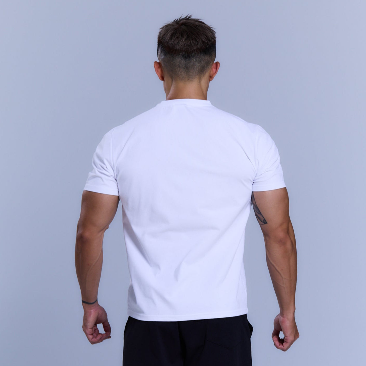 Essential Muscle Fit 運動 T-shirt｜白色