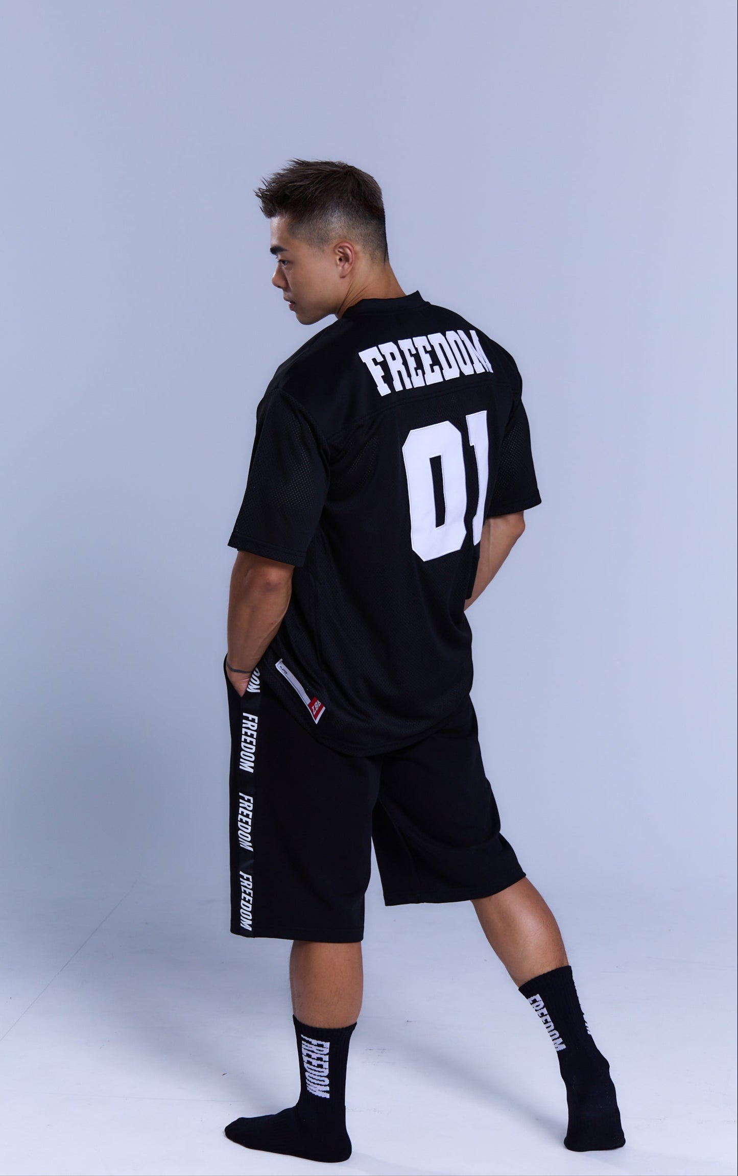 FREEDOM TAPE LOGO 純棉七分短褲｜黑色