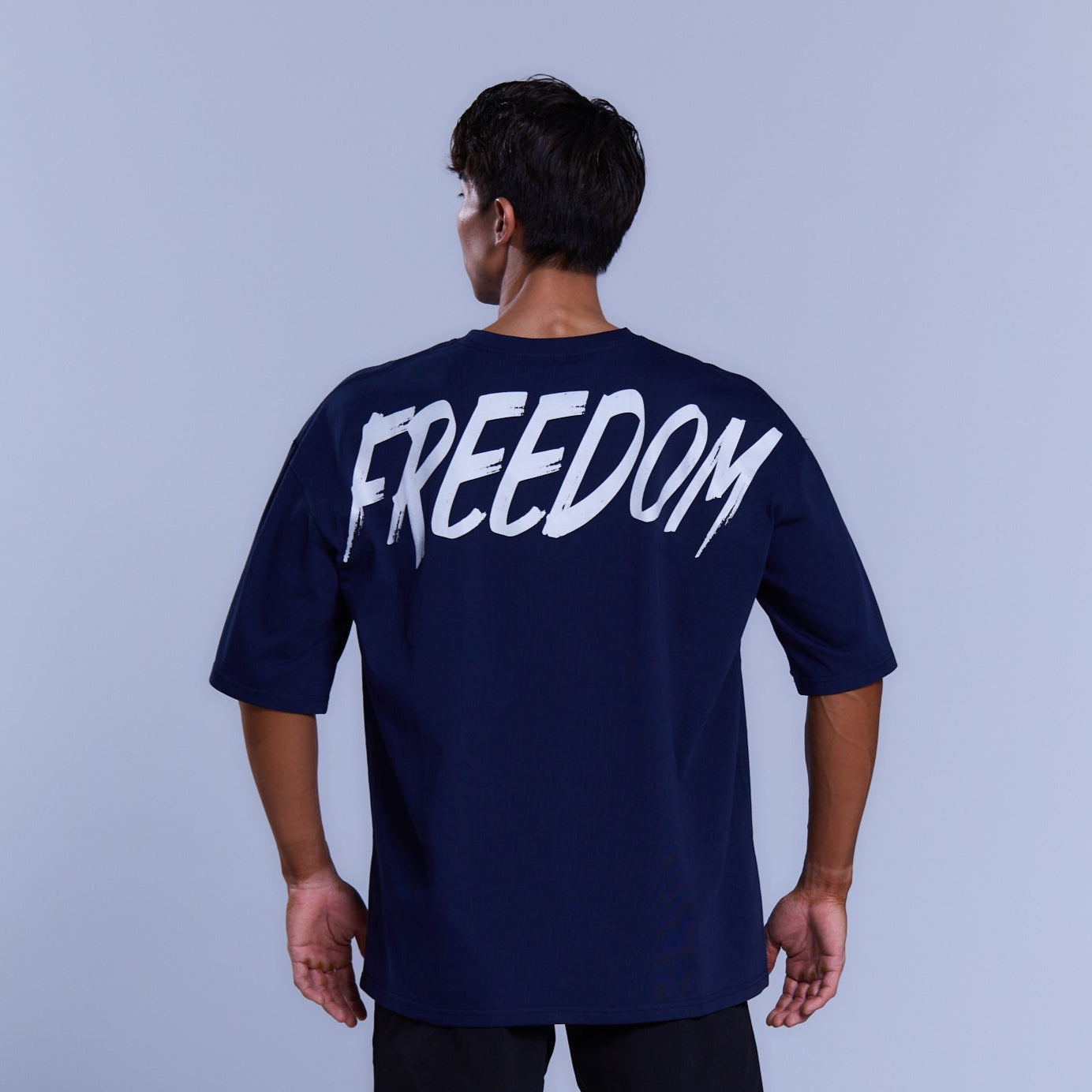 Overfit 背部 Logo上衣｜海軍藍