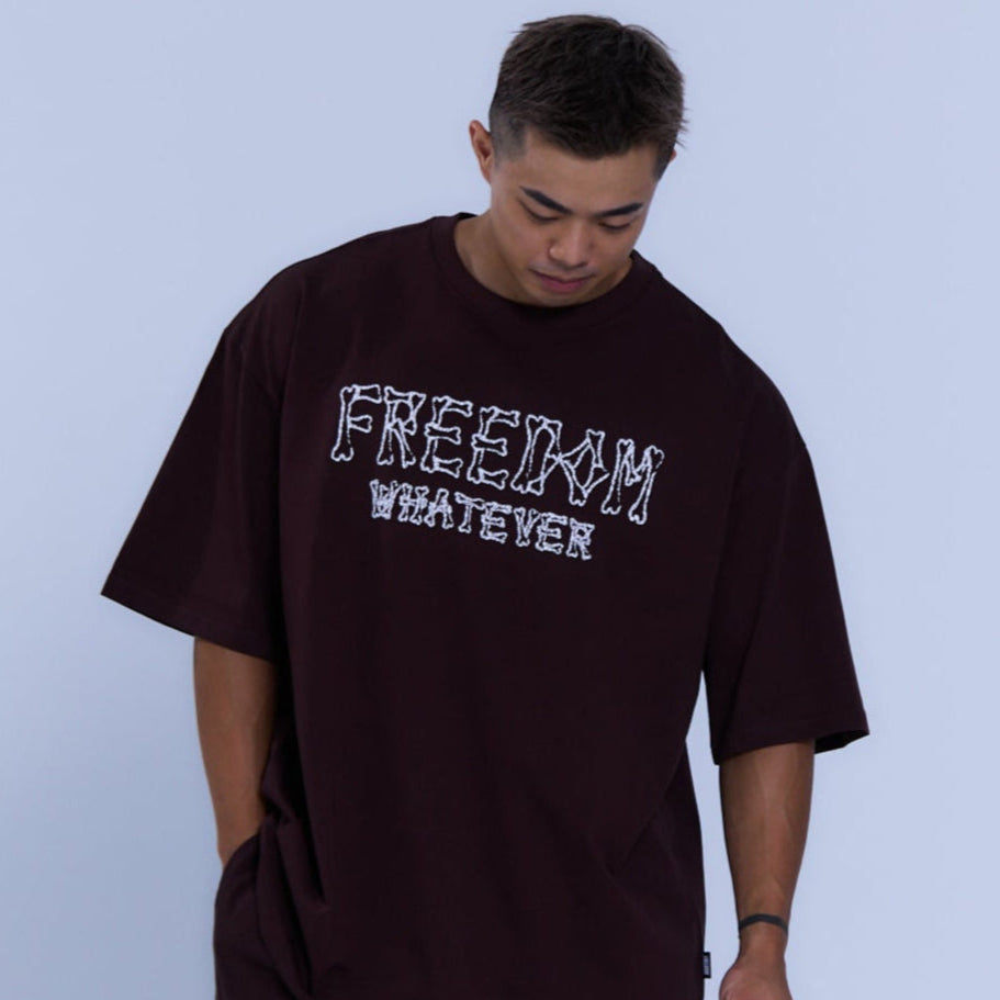 Freedom 碎骨壓紋 Logo T-Shirt｜棕色
