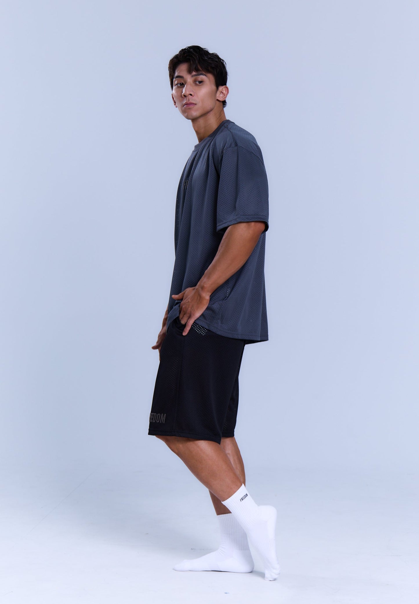 Freedom Logo Mesh Oversize 上衣｜深灰色