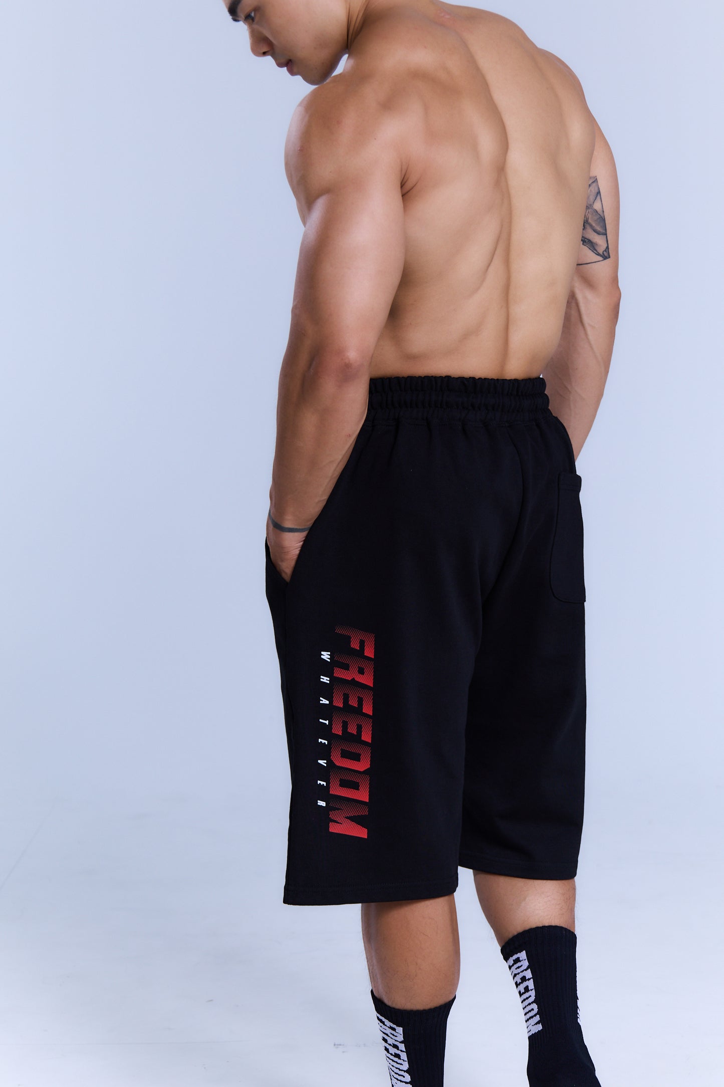 Freedom Side Logo 短褲｜黑紅撞色