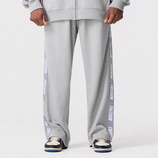 Freedom Tape Logo 純棉長褲｜灰色