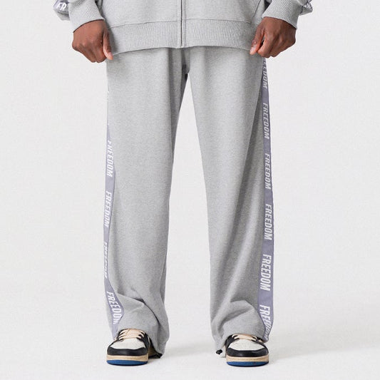 Freedom Tape Logo 純棉長褲｜灰色